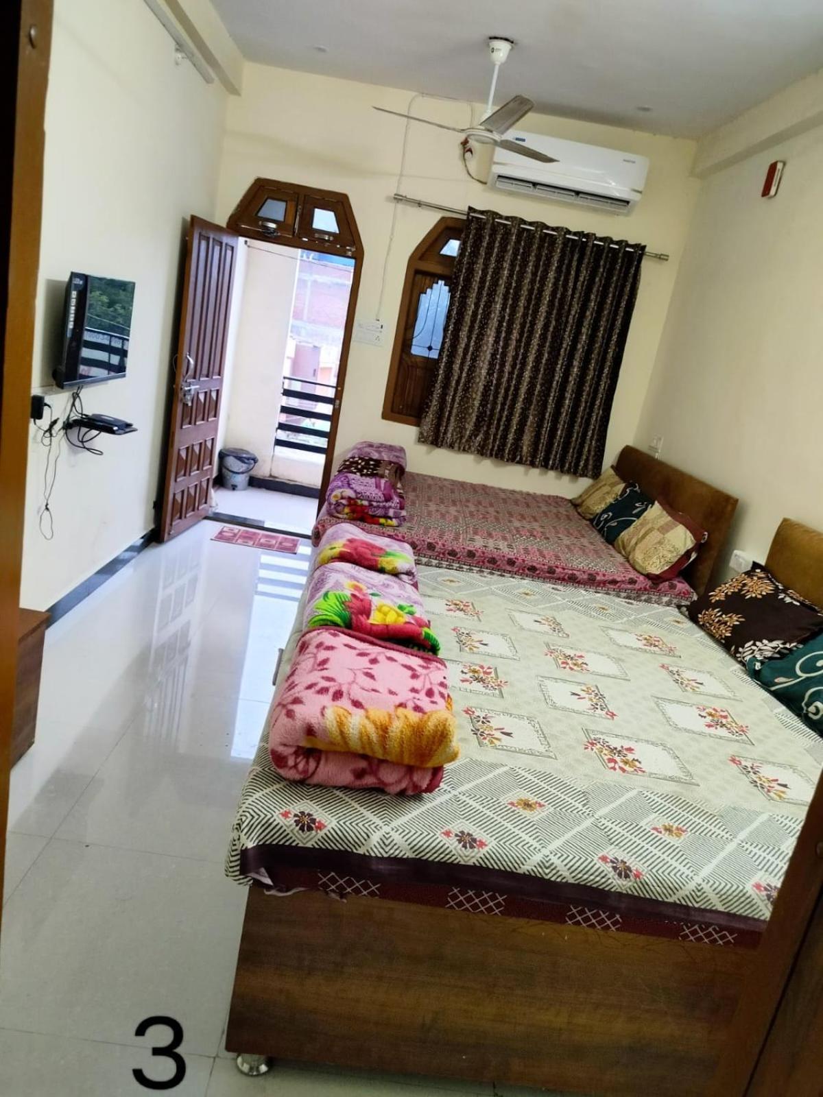 Hotel Maruti Palace Ujjain Ngoại thất bức ảnh